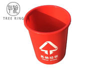 लाल रंग 100L प्लास्टिक खाद्य भंडारण बाल्टी और सूखी खाद्य पैकेजिंग के लिए संभालती है